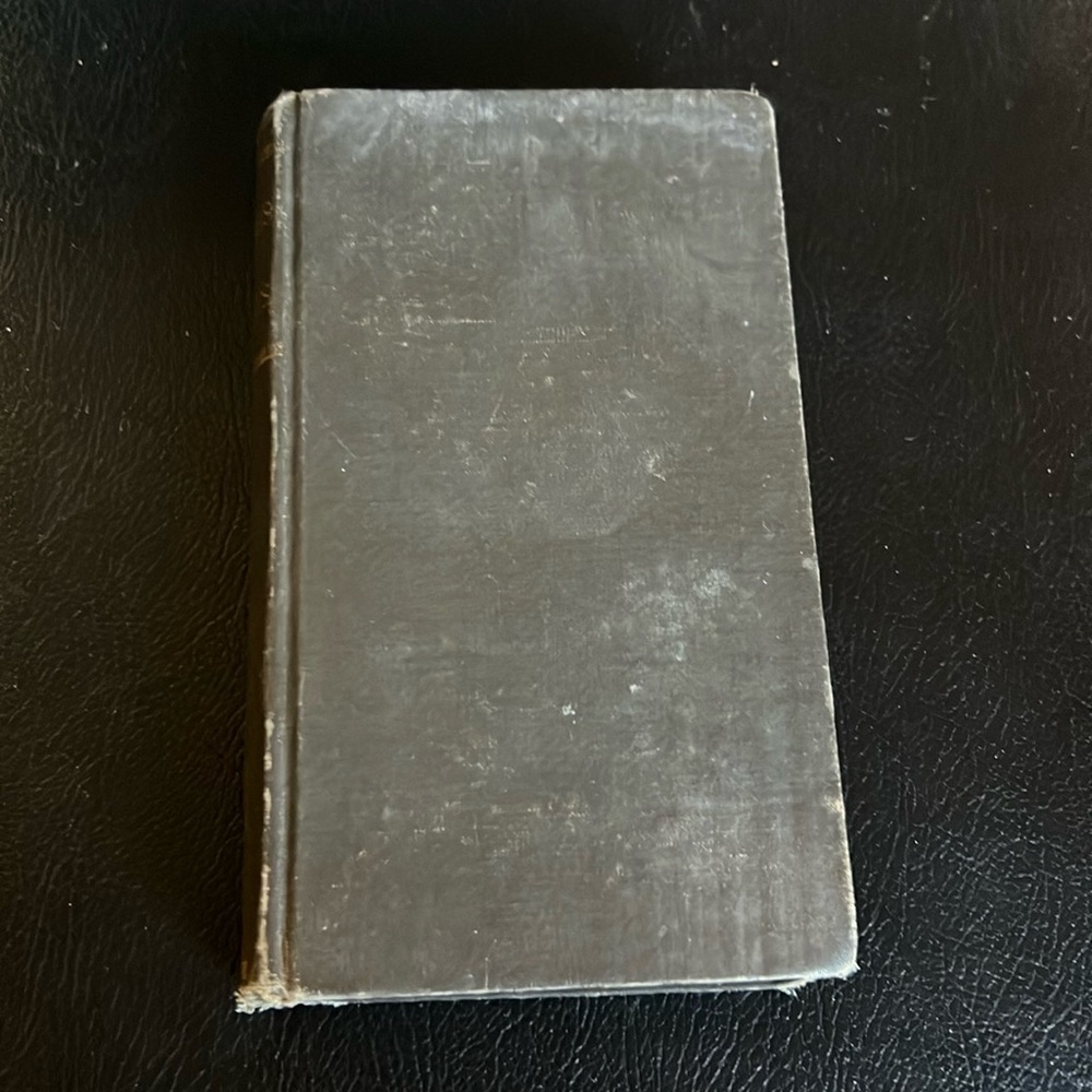 Lamb's Essays of Elia Macmillan's Pocket Classics 1917 Hardcover Book
